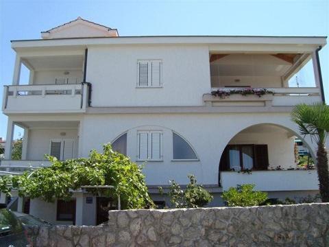 Apartments Biserka Пунат Экстерьер фото